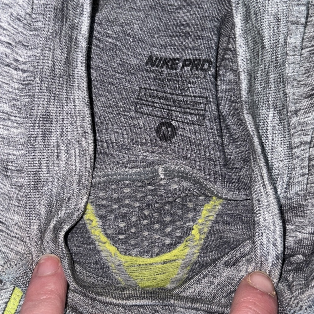 NIKE HOODIE PRO HYPERWARM LIMITLESS DARK GREY/HEATHER/VOLT/BLACK WOMEN - Picture 10 of 12